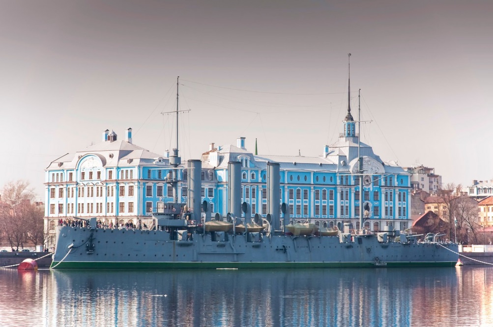 Прогулка вокруг Нахимовского военно-морского училища