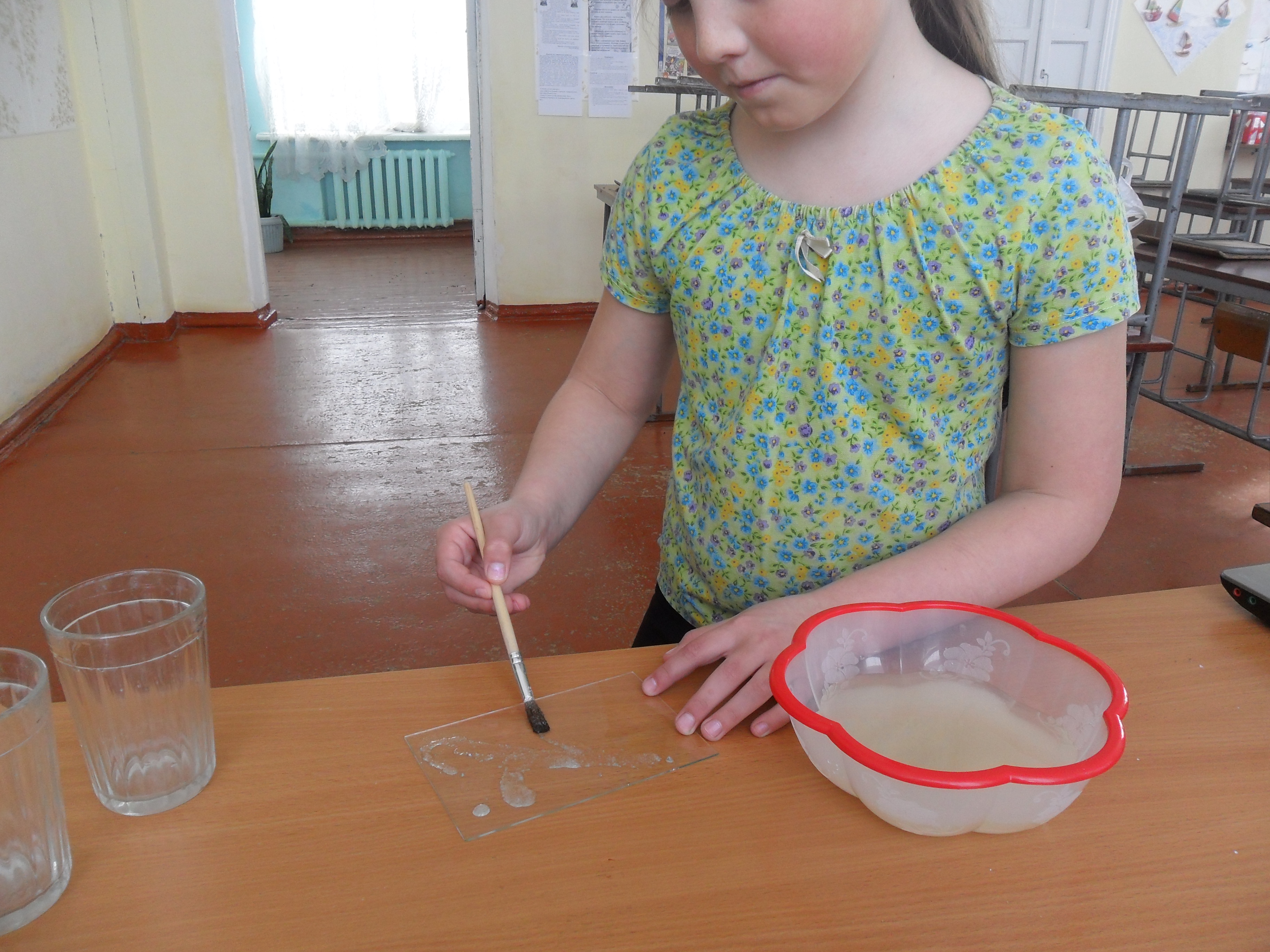 Исследовательская работа учащегося Морозные узоры на стекле (2класс)