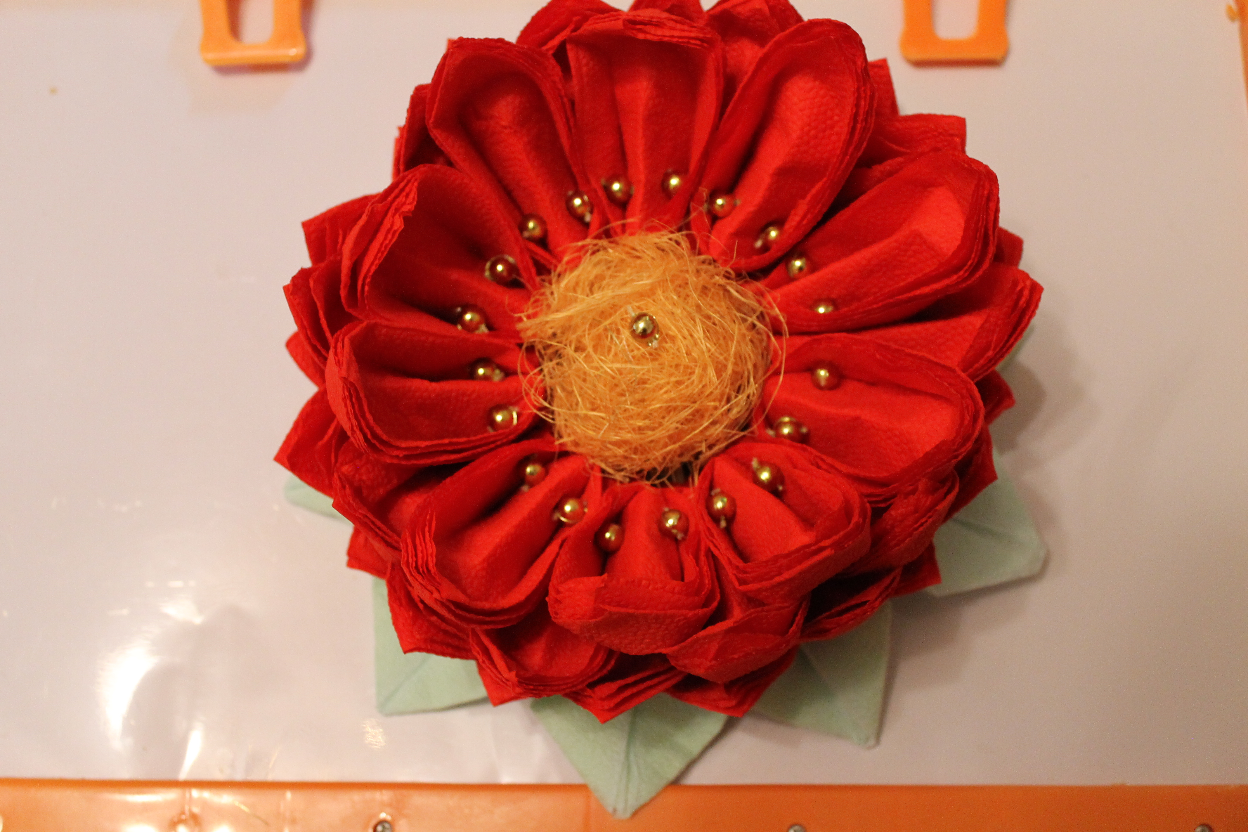 Мастер-класс по изготовлению цветка «Лотос» из бумажных салфеток