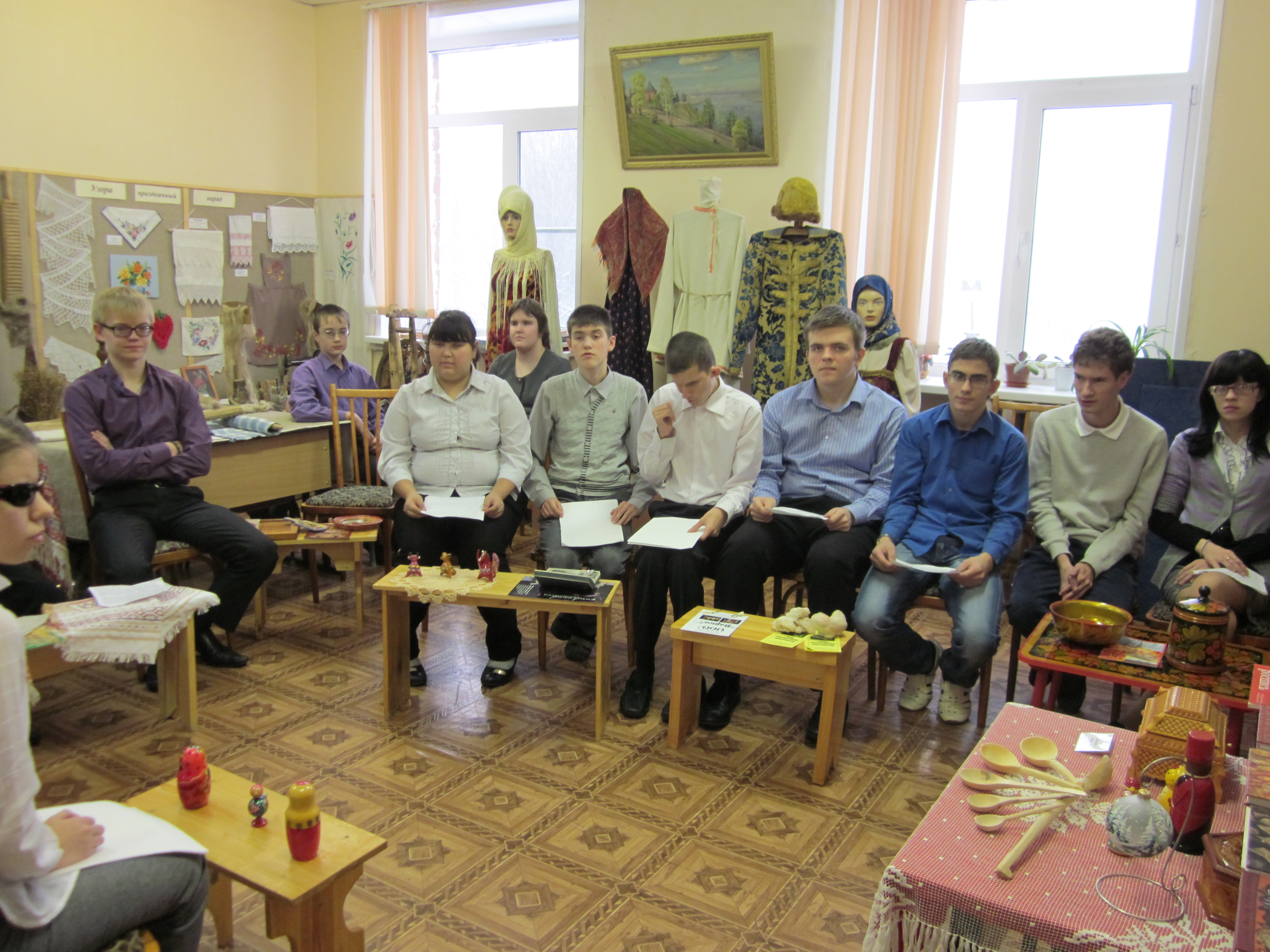 Разработка урока по географии на тему Народные промыслы Нижегородской области (9 класс)