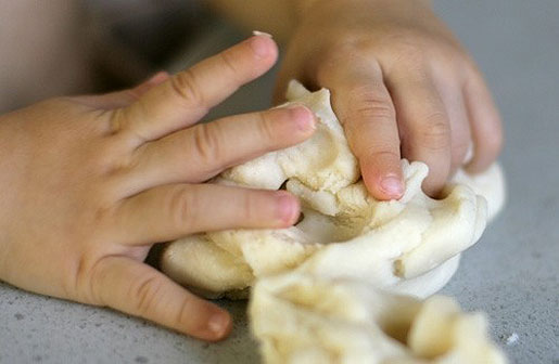 Развитие мелкой моторики рук посредством тестопластики для детей 4-5 лет