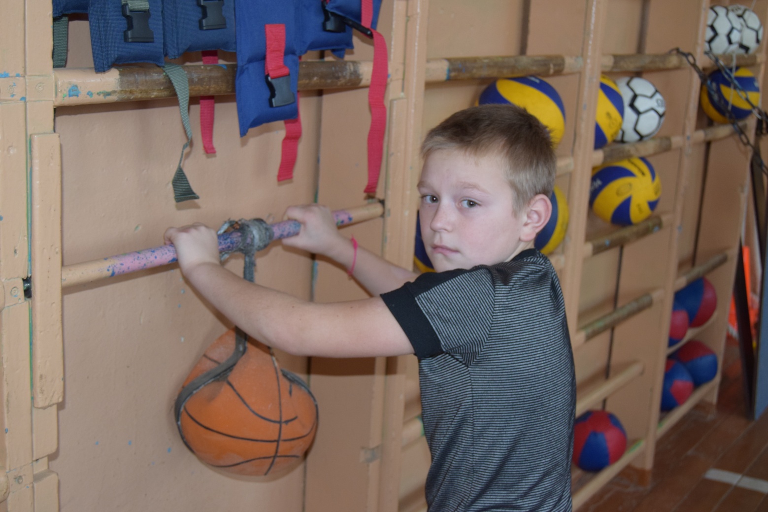 Развитие физических качеств у школьников средствами нестандартного спортивного оборудования