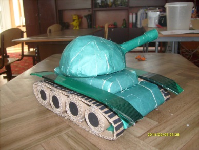 Мастер-класс Изготовление танка техникой папье-маше