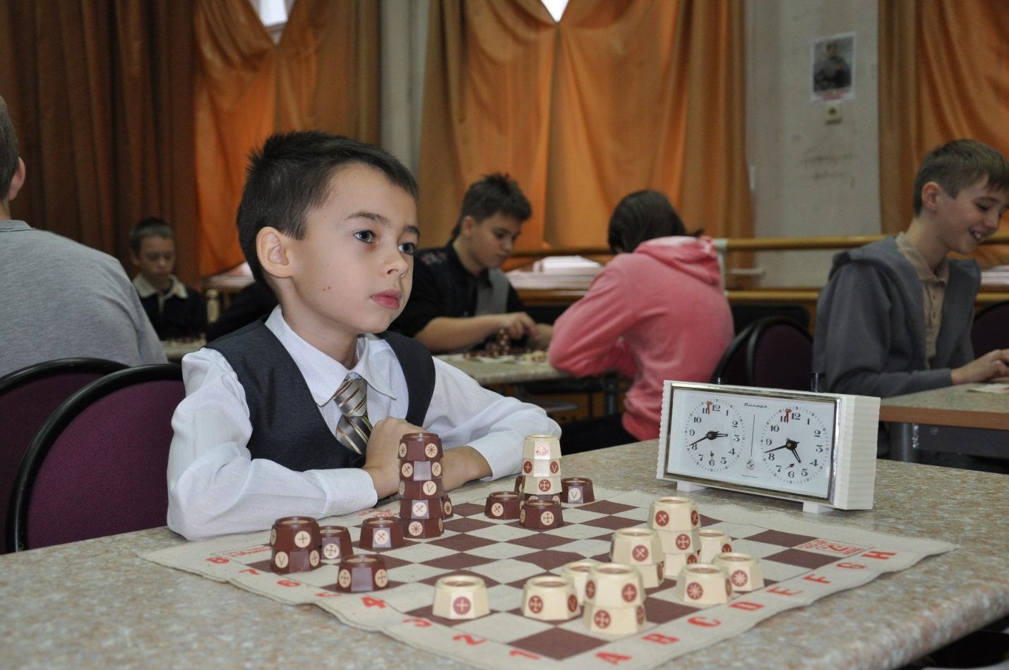Знакомство с русскими шахматами