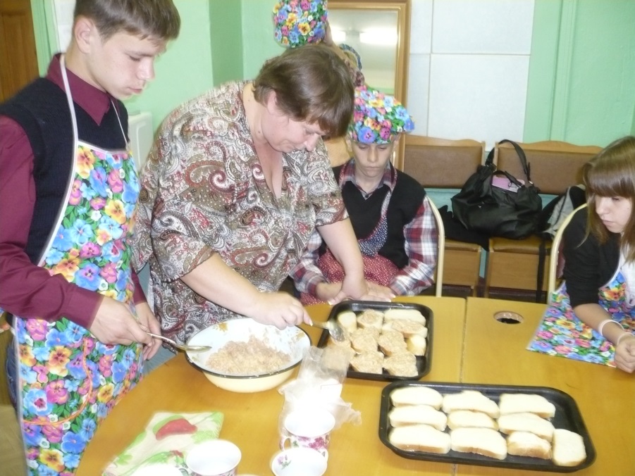 Классный час на тему: Завтрак - полезный и вкусный, в кабинете кулинарии