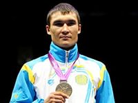 Боксер олимпийский чемпион С.Сапиев