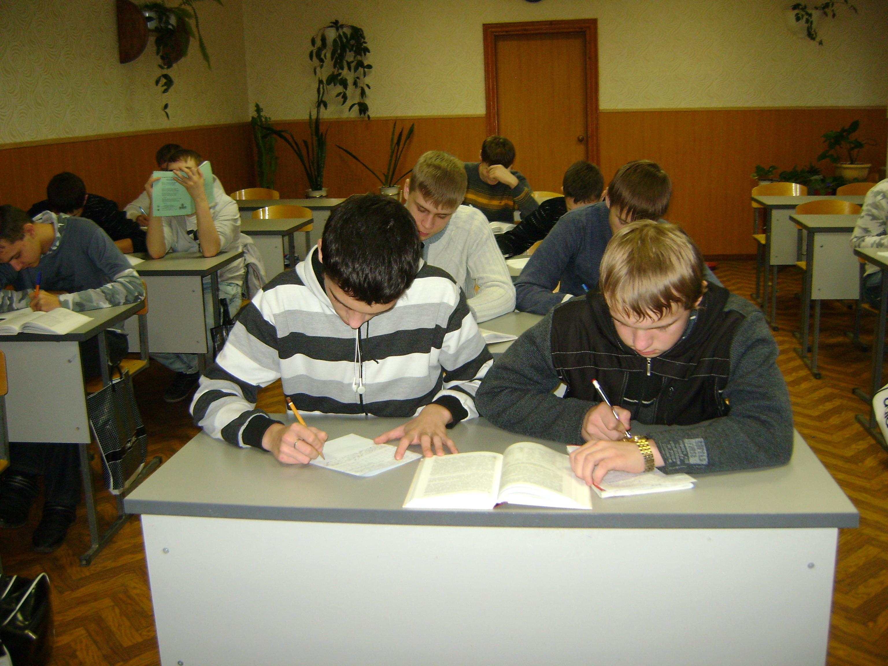 Обобщение опыта работы по теме Применение информационных компьютерных технологий на уроках русского языка и литературы.