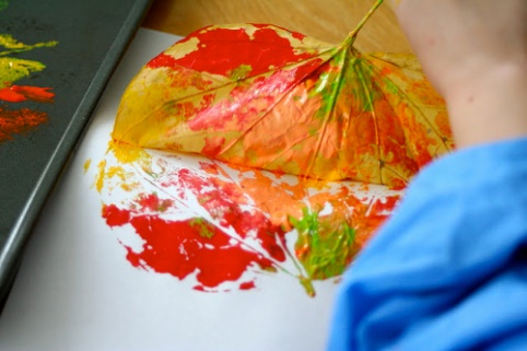 Разработка факультативного занятия на тему: «Осенний лес. Рисуем осенний лес листьями»