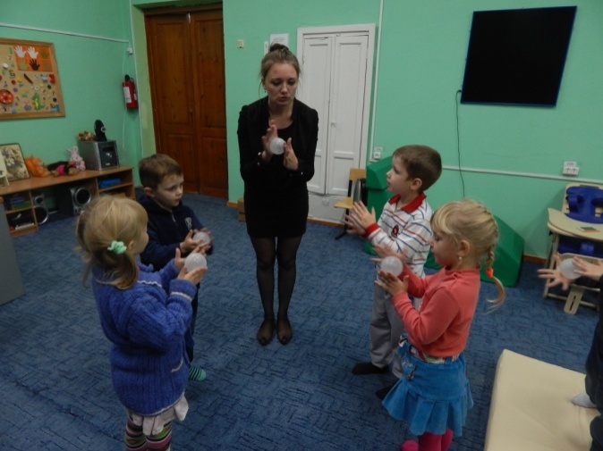 Конспект занятия в сенсорной комнате с детьми старшей дошкольной группы «Солнышко» на тему Знакомство с волшебной комнатой