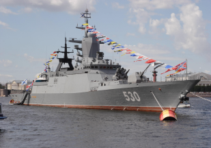 Познавательная беседа в подготовительной группе: История российского Военно-морского флота.