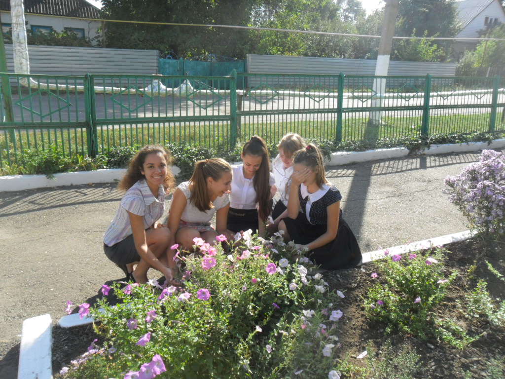 Отчет об участии в акции Парад квітів біля школи