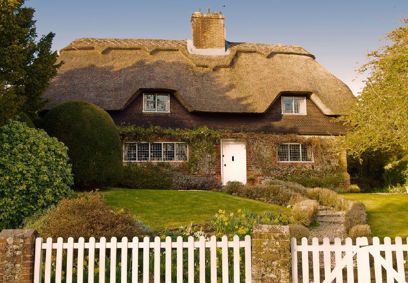 Статья по английскому языку на тему Недвижимость в Англии-основная точка притяжения на Британских островах