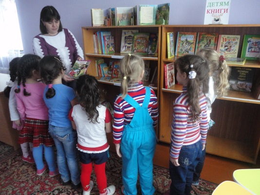 Формирование устойчивого интереса дошкольников к чтению посредством знакомства с книжной культурой России