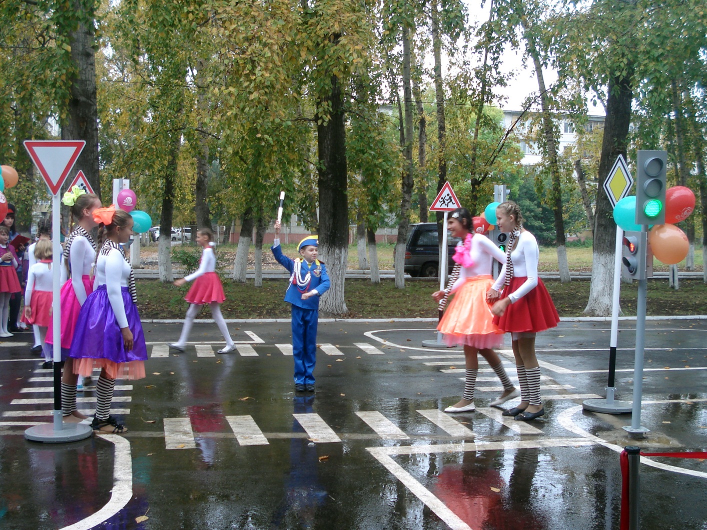 Методы и формы проведения практических занятий в автогородке с обучающимися 1-4 классов по основам безопасного поведения на дорогах