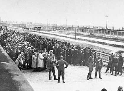 Сценарий внеклассного мероприятия по теме Жертвам Холокоста посвящается3курс