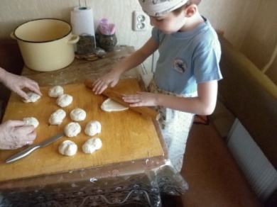 Исследовательская работа ученика 1 Б класса Кошелева Максима по теме Использование дрожжей в приготовлении теста и выпекании пирожков