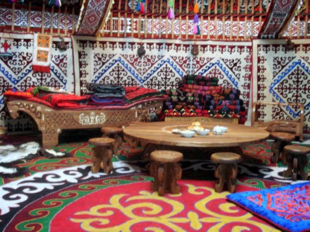 Творческий проект «Современный подход к изготовлению традиционного казахского национального изделия домашнего обихода – «курпе»»