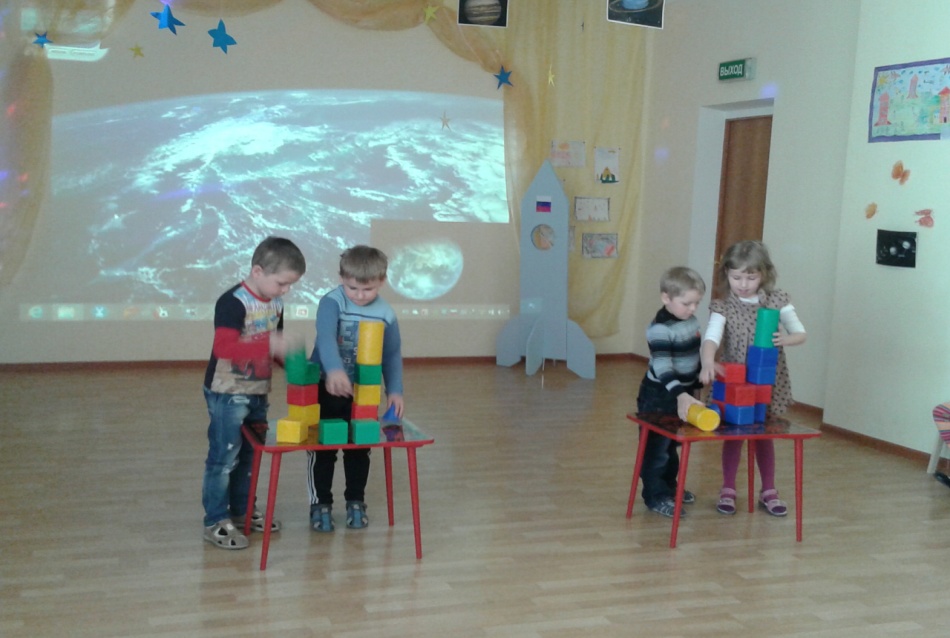 День космонавтики развлечение для старших дошкольников