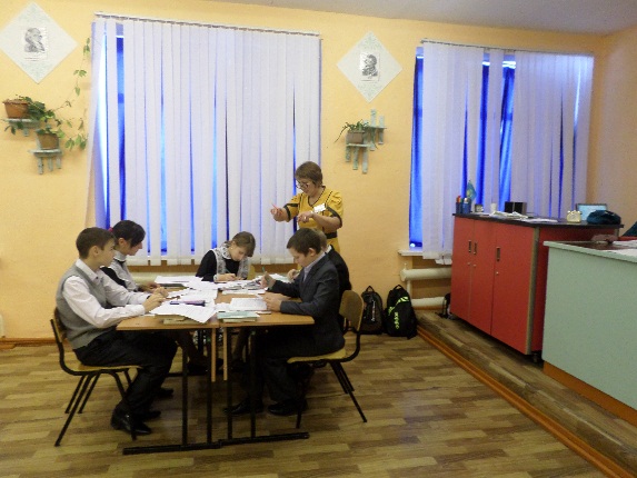 Открытый урок-презентация по казахскому языку на тему Астана (8 класс)