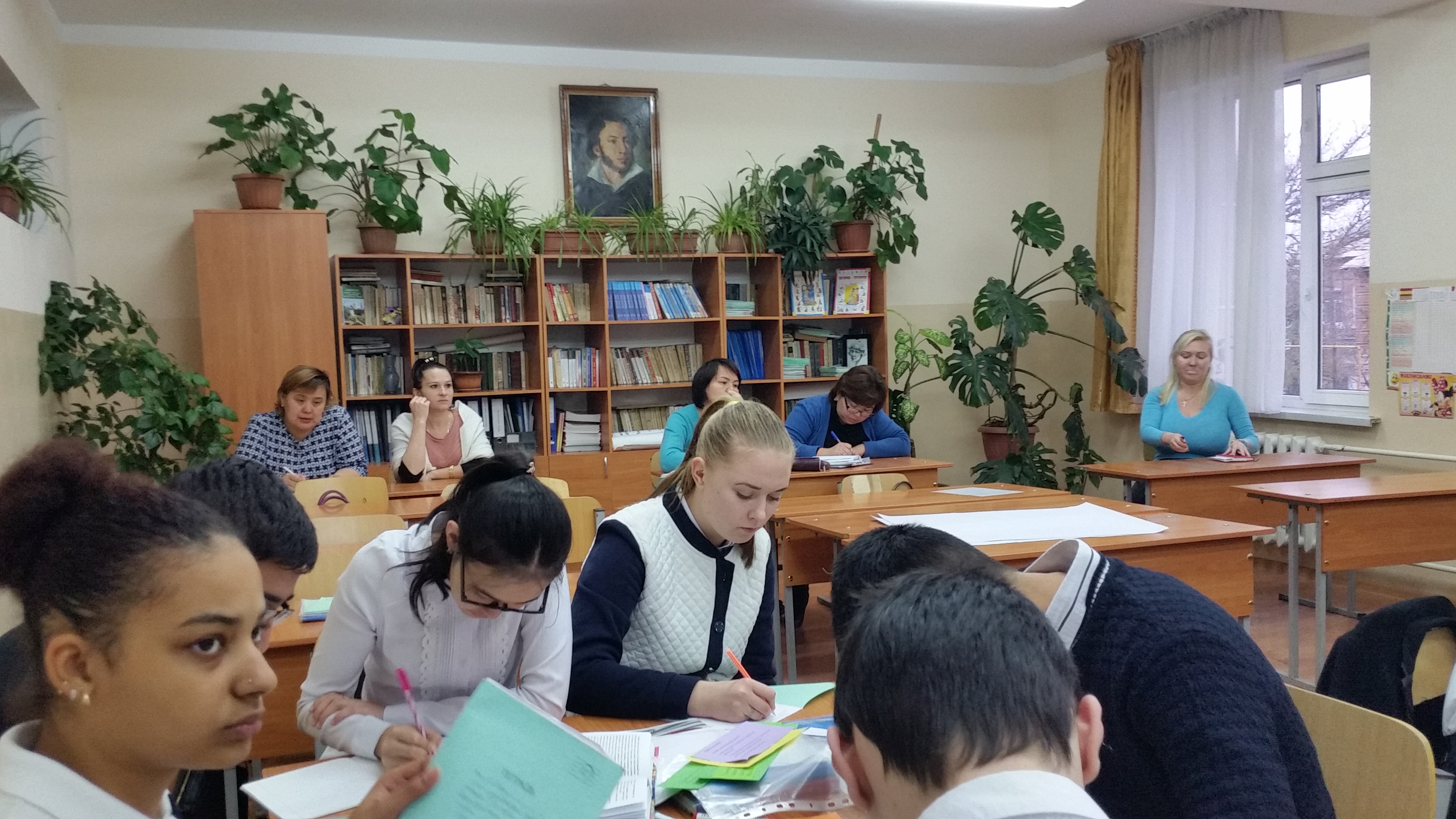 Отчет о проведении предметной недели русского языка и литературы .