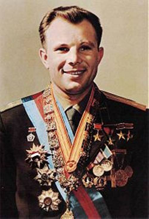 80-летию со дня рождения первого космонавта Земли Юрия Алексеевича Гагарина.