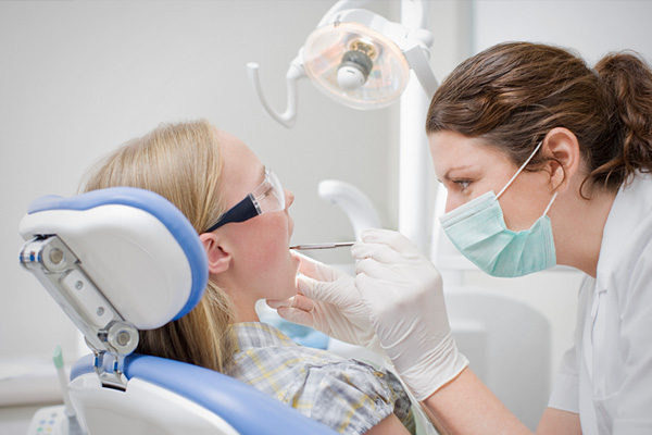 Конспект занятия на тему Профессия стоматолог