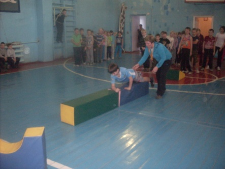 Внеклассное мероприятие по физкультуре спортивная игра Веселое путешествие3-4 класс